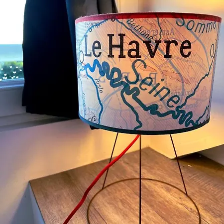Le Petit Nid Perche Sous Les Toits, Vue Apartment *